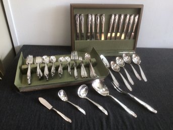 The International Silver Co. Flatware In Tarnish Resisting Chest