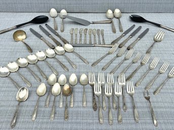 A Sterling Silver Flatware Service 'Sweetheart Rose' By Lunt - Complete Service For 6 With TONS Of Extras