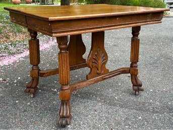 A Gorgeous 19th Century Oak Extendable Dining Table