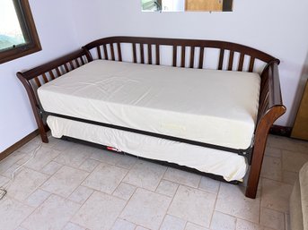 Trundle Bed With Temper Pedic Mattresses
