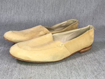 Fabulous Brand New QUERO Beige Suede Flats - Made In Spain - Size 40 Eur / 9.5 US - We Also Have In Size 39