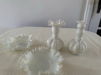 Four Pieces Of Fenton Includes 2 Dishes And 2 Bud Vases