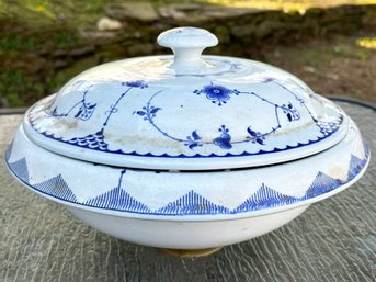 An Antique Transferware Lidded Collander