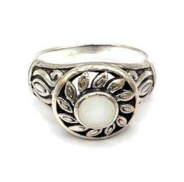 Vintage Sterling Silver White Agate Stone Ring, Size 6.5