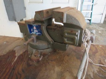 Cobra 5' Heavy Duty Vise