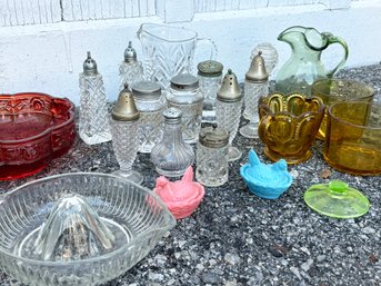 Vintage Glassware Including Two Fenton Salt Cellars