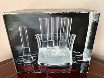 Glass Vodka Set For Six With Ice Bucket