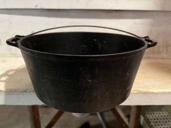 Cast Iron Pan With Handle