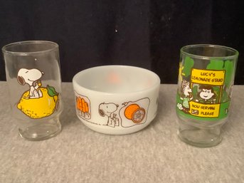 Vintage Snoopy Glass Lot
