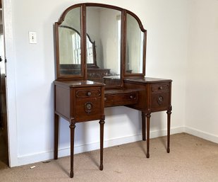 Early 20th-Century Bedroom Suite: Dressing Table With Tri-Fold Mirror