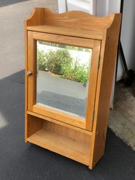 Very Nice Vintage Style Oak Medicine Cabinet - Beveled Glass Mirror - Very Nice Piece Overall - NICE !