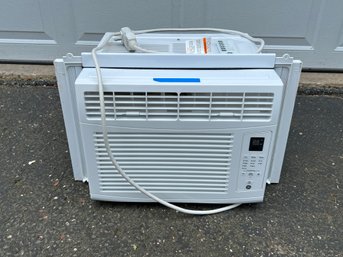 GE Air Conditioner 6000 BTU With Remote