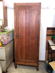 Very Nice Antique Tiger Oak Cabinet / Storage Closet - One Door - Lacking Interior Shelves - Nice Piece !