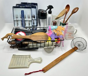 New In Box Cambridge Cocktail Flatware, Mugs, One By Wedgwood For Ralph Lauren & Kitchen Utensils