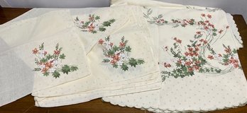Vintage Table Cloth Of Floral Linen With Match 12 Ct Napkin Set