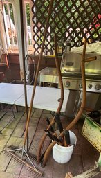 SICKLES, LOPPERS, AND OTHER OUTDOOR HAND TOOLS