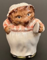 Vintage Porcelain Figurine - Beatrix Potter Mrs Tiggle Winkle - Beswick England - F Warne & Co - 3 Inches H