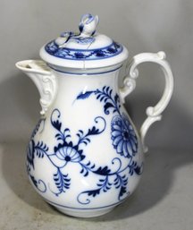 Antique MEISSEN Blue Onion Coffee Pot (lid Very Damaged)