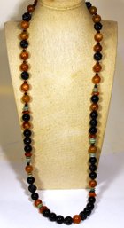 Very Fine Chinese Jade And Black Onyx Beaded Necklace 30' Long