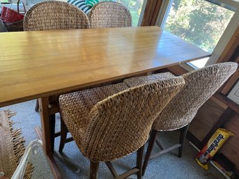 Pier 1 Counter Height Table And Chairs