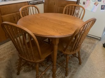 Richardson Brothers Company Oak Table And Chairs