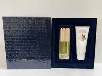 Estee Lauder White Linen Perfume 2 Pc Gift Set: Eau De Parfum Spray  Perfumed Body Lotion Never Used