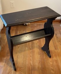 Hand Made Wood Side Table With V-Shape Shelf Under For Books Or Other Goodies - Lot 1