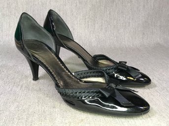 Paid $600 GIORGIO ARMANI Black Patent Leather Pumps With Satin Bow / Armani Logo - Size 8 US / 38-39 Eur