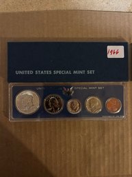 Beautiful Vintage 1966 United States Special Mint Set W/ Original Case And Box