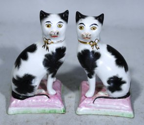 Pair Of Very Early Antique Staffordshire Seated Cats On Pillows