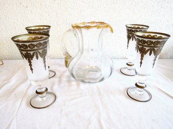 Gold Trim Glass Pitcher With 4 Arte Italica Vetro Water Glasses
