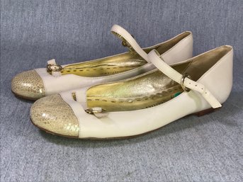 Brand New JUICY COUTURE Mary Jane Flats - Beige Leather With Lizard Trim - Size 8 US / 38-39 Eur - NICE PAIR !