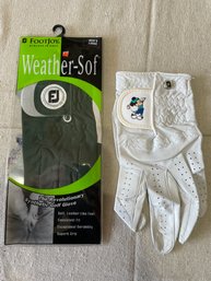 2 Golf Gloves