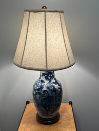 Chinese Blue & White Porcelain Vase Table Lamp - Peacock Design With Wood Base