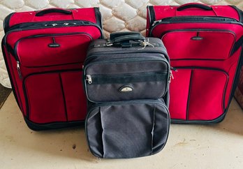 Lot Of 3 Samsonite Suitcases