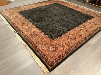 Traditional Wool Area Rug With Fringe  9'11' X 10' 6'