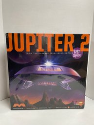 MOEBIUS, Jupiter 2 From Lost Vin Space . 1/35 Scale Model Kit(#209)