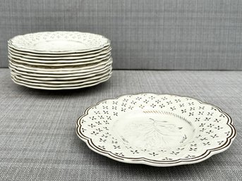 A Set Of 13 Vintage Parcel Gilt Dinner Plates By Wedgwood