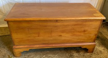 Dovetail American Blanket Box