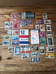 Assortment Of US Vintage Stamps.    Lot 21