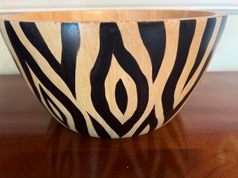 Natural Wood Salad Bowl With Zebra Pattern