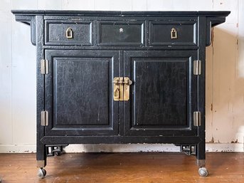 A Vintage Chinoiserie Bar By Century Furniture