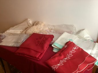 Vintage Table Linen Lot #1