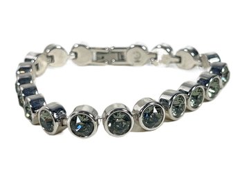 Contemporary Designer Signed Rhodium Plated Rhinestone Bracelet 7'