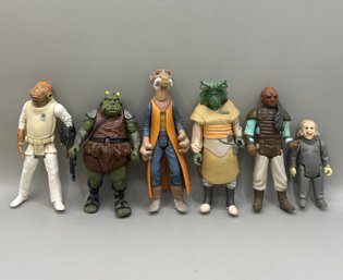 Star Wars 80s-90s Civilian Figures: Admiral Ackbar, Gamorrean Guard, Saelt Marae, Ishi Tib, Weequay, Ugnaught