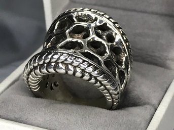 Fantastic Vintage Style STERLING SILVER / 925 Modern / Designer Style Honeycomb Ring - This Is SUPER Nice !