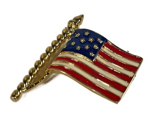 Vintage Gold Tone Enamel American Flag Pin Signed TRIFARI