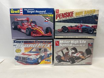 Lot Of  4 Vintage 1970s Models Kits