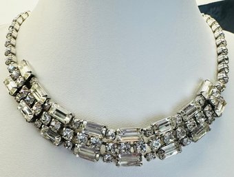 BEAUTIFUL BRIGHT RHINESTONE COLLAR NECKLACE WHITE AND SPARKLES