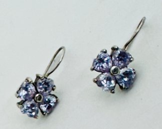 STERLING SILVER PALE PURPLE HEART SHAPED GEMSTONE EARRINGS